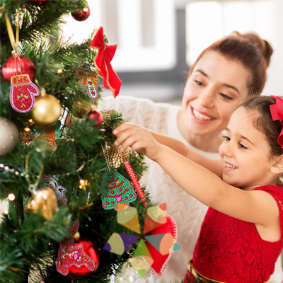 Adornos Colgantes Llaveros Navidad Pingüino Guante Santa Claus Campana Melcocha Muñeco de Nieve Reno Arbolito