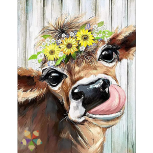 Vaca Vacuno Granja Mirada Ojos Corona de Flores Colibríes Lengua Afuera Tierna Simpática