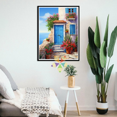 Puerta de Madera colonial rústica pintada maceteras flores arbusto colorido
